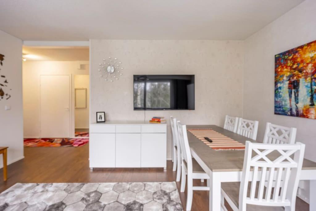 Valoisa Huoneisto Jossa Erinomaiset Vuoteet. Mikkeli Eksteriør billede